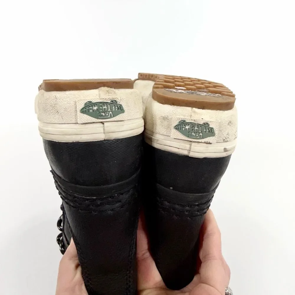 Vans Winter Boots – Size 4.5